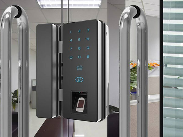 美兰24小时上门开锁公司