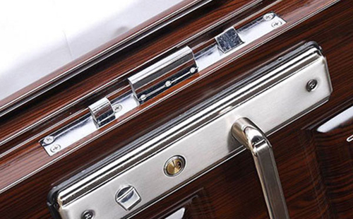 美兰24小时上门开锁公司